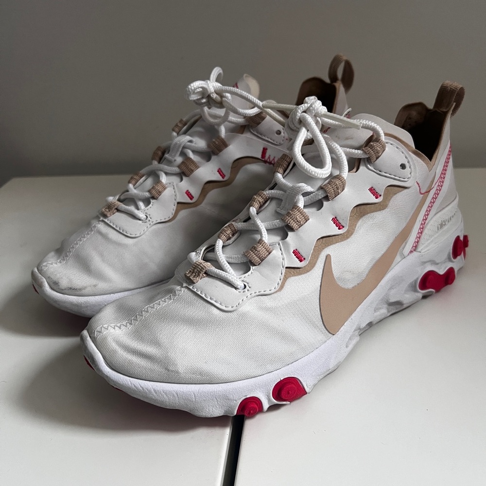 Nike React Element 55